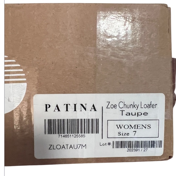New In Box. Portland Leather Patina Zoe Chunky Loafer in Taupe suede.  Size 7 - Picture 6 of 8
